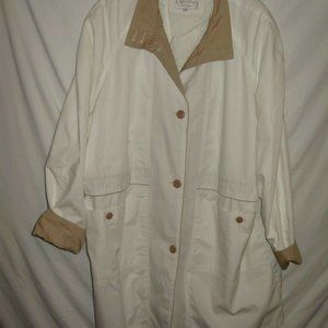 Coat Collectibles Womens Coat Size 20 White Tan